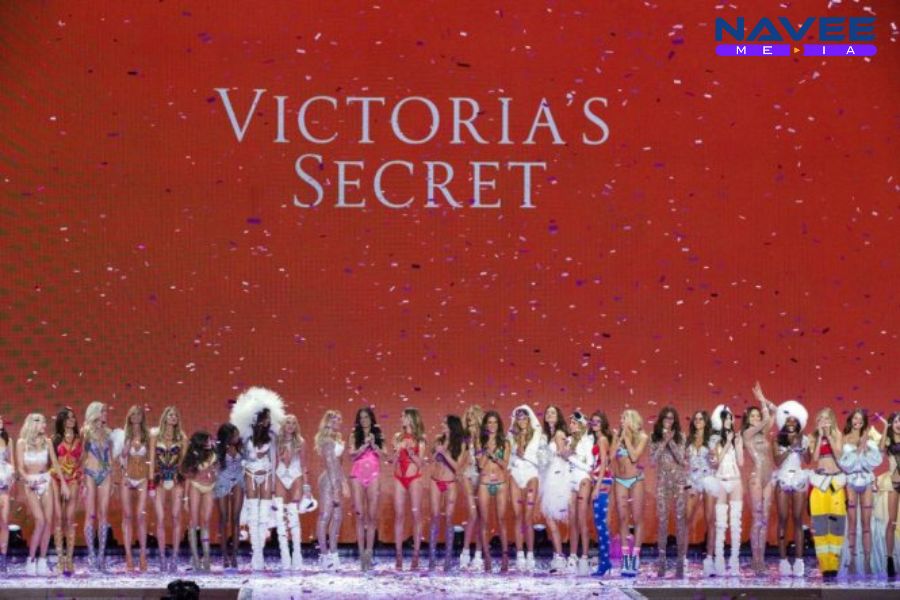 Victoria's Secret luôn biết cách khai thác yếu tố tình dục tinh tế để định hình thương hiệu và tạo dấu ấn mạnh mẽ trong lòng khán giả