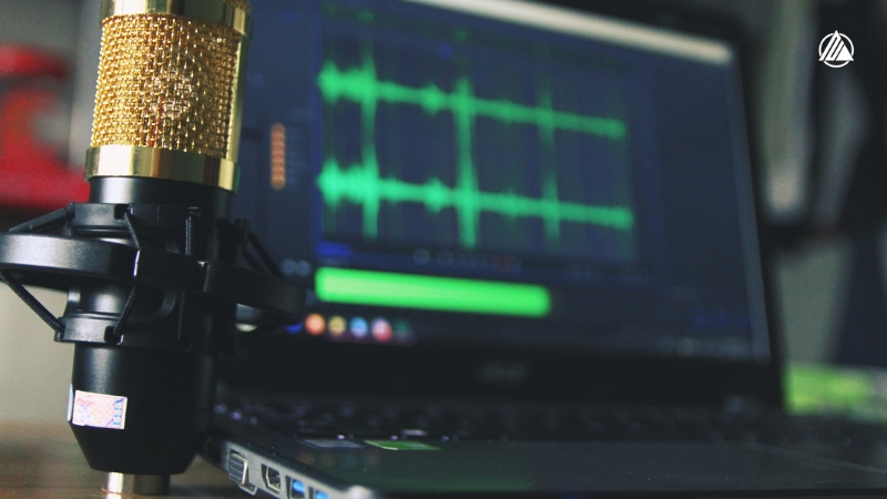 Podcast Marketing là việc doanh nghiệp sử dụng định dạng podcast như một công cụ chiến lược trong kế hoạch tiếp thị tổng thể.